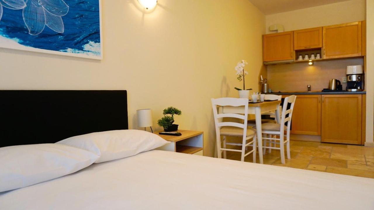 Hc Apartments Kaliakria Topola Exteriér fotografie